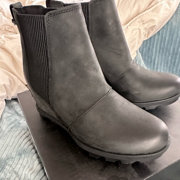 NWT~ SOREL JOAN OF ARCTIC™ WEDGE II CHELSEA BOOTIE ~ WOMEN'S Size 7.5 - Picture 1 of 6
